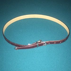 Women’s leather belt